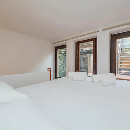 I Host - Monza 15 - 2 Apartament *